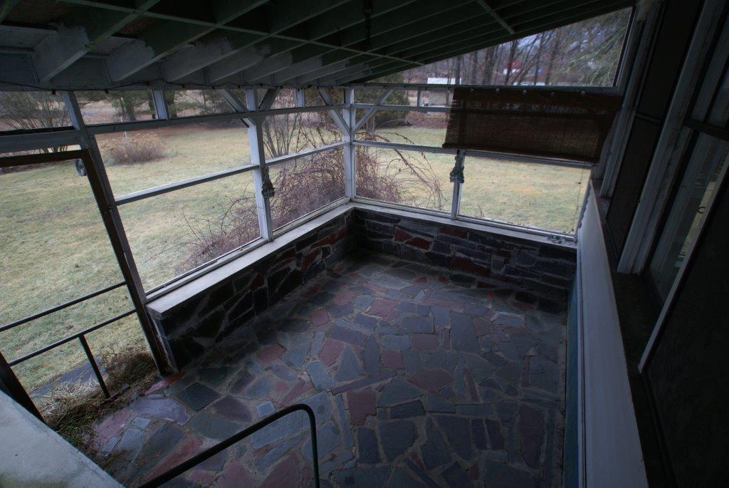 Screened in Porch at the Country Hamlet Beauty from DC Realty