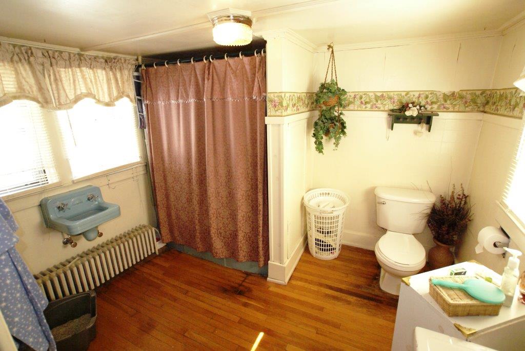 Your Village Victorian Bath from DC Realty