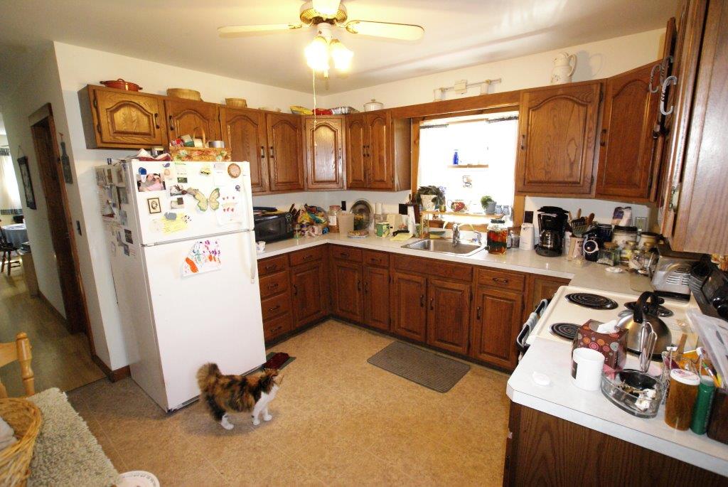 Country Cape Home Kitchen from DC Realty