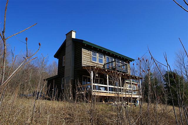 Your Mountain Top Hideaway from DC Realty