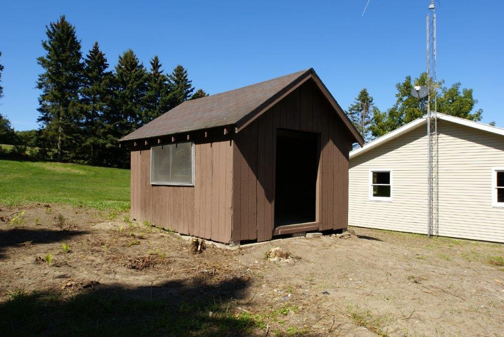 Panoramic Vermont Views - Shed